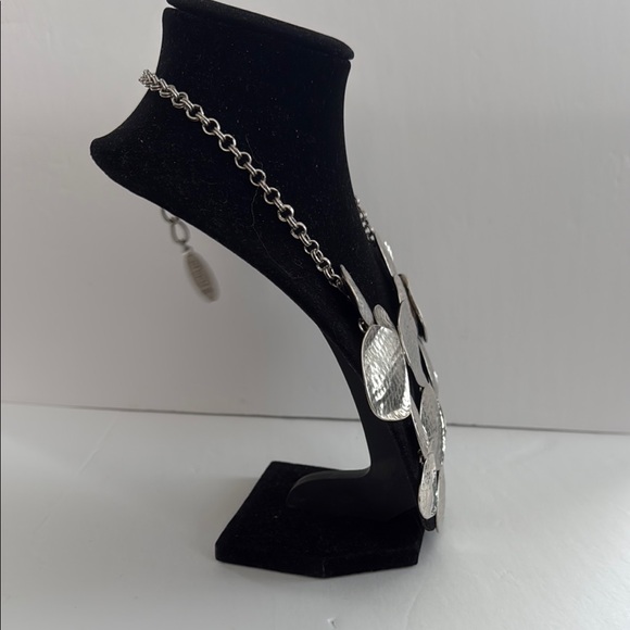 NWT CHICO Silver Statement Necklace - Picture 4 of 11